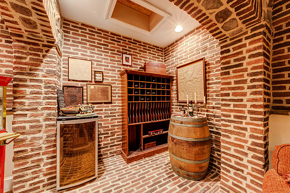 CONLEYS-WEB069